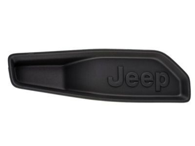 Jeep 68231987AA Closure Panel